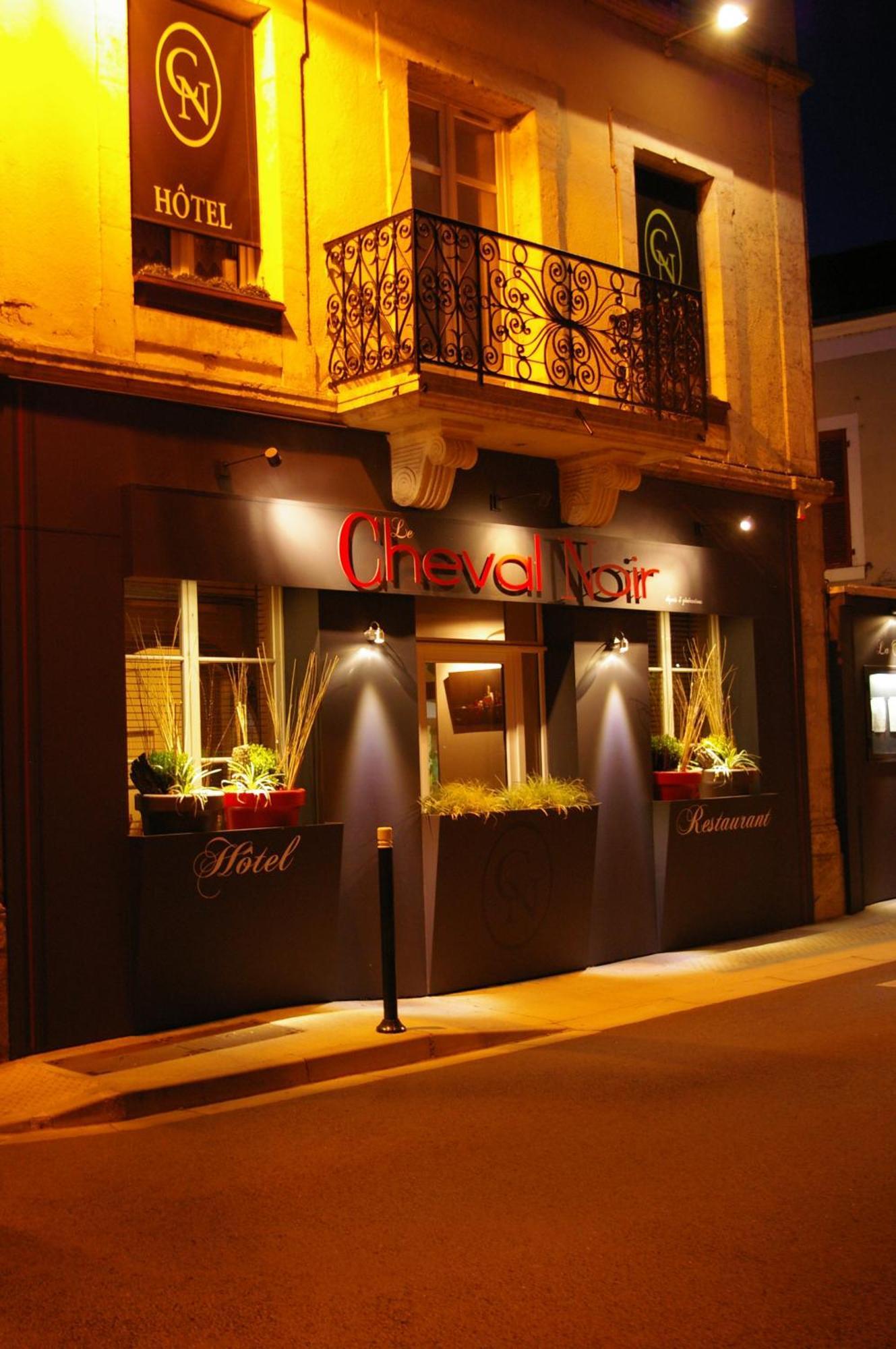Logis Hotel Le Cheval Noir Argenton Sur Creuse 외부 사진